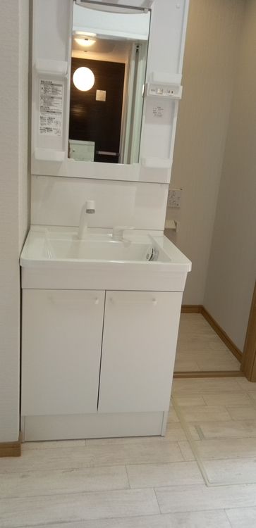 シャインズハイツⅣ 201号室