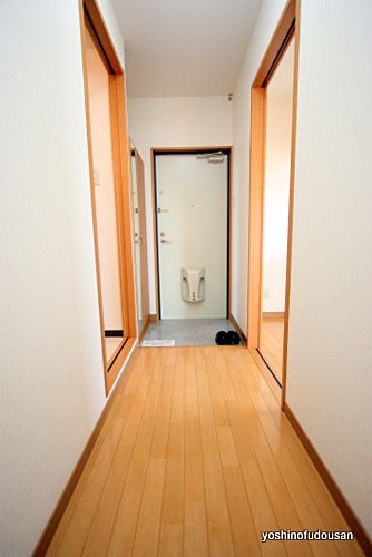 平野ハイツ高鍋 (2DK)
