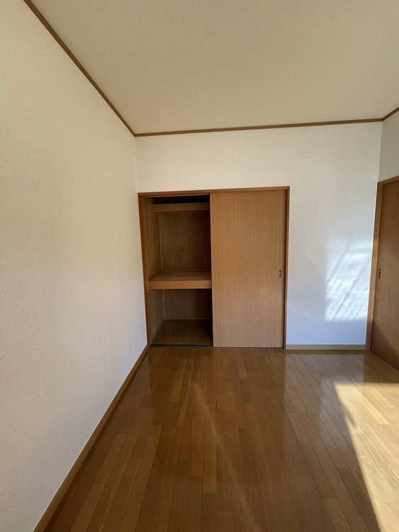 ロイヤルハウス33
